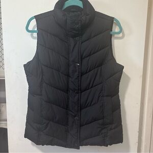 Gap Down Puffer Vest Black Full Zip Snap Button Pockets Insulated Size M